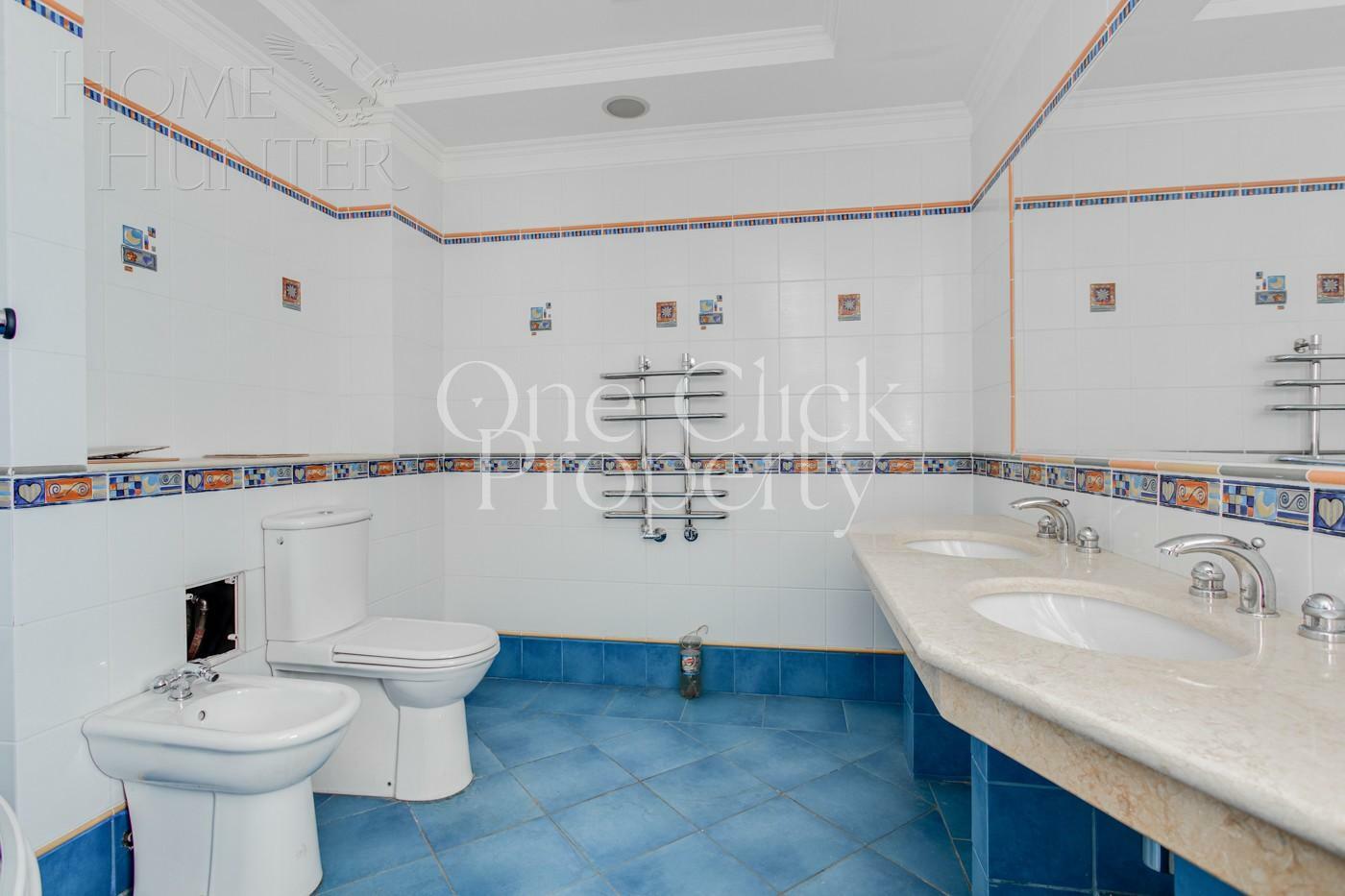 6-КОМН. КВАРТИРА С ОТДЕЛКОЙ 412 М² НА 4 ЭТАЖЕ