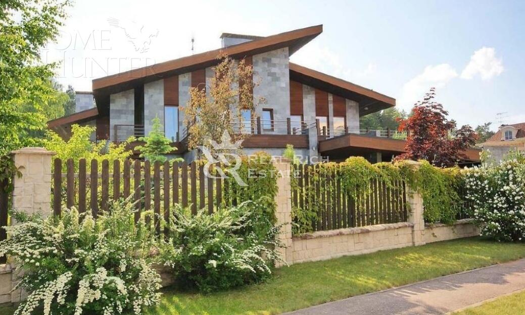 2-этажный коттедж 900 м² с отделкой