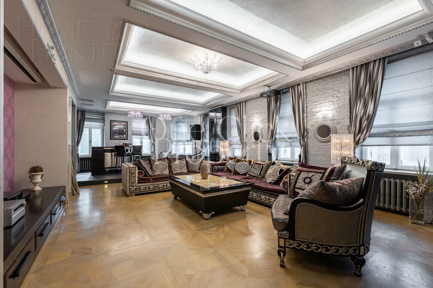 2-УРОВНЕВАЯ КВАРТИРА С ОТДЕЛКОЙ 347 М² НА 2 ЭТАЖЕ