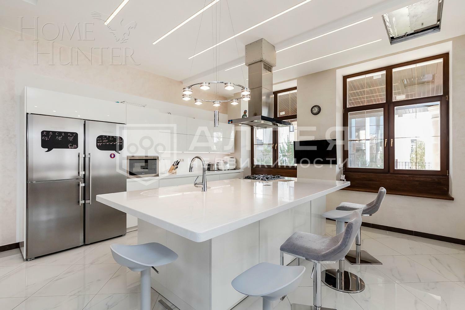 2-этажный коттедж 300 м² с отделкой