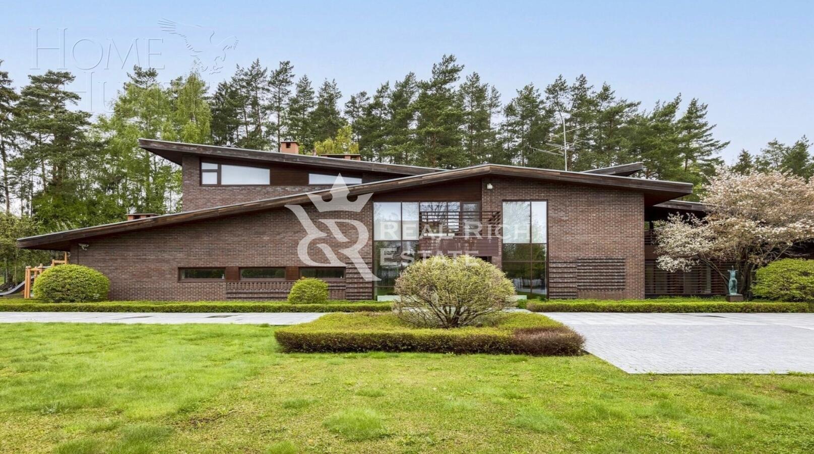 2-этажный коттедж 1 254 м² с отделкой