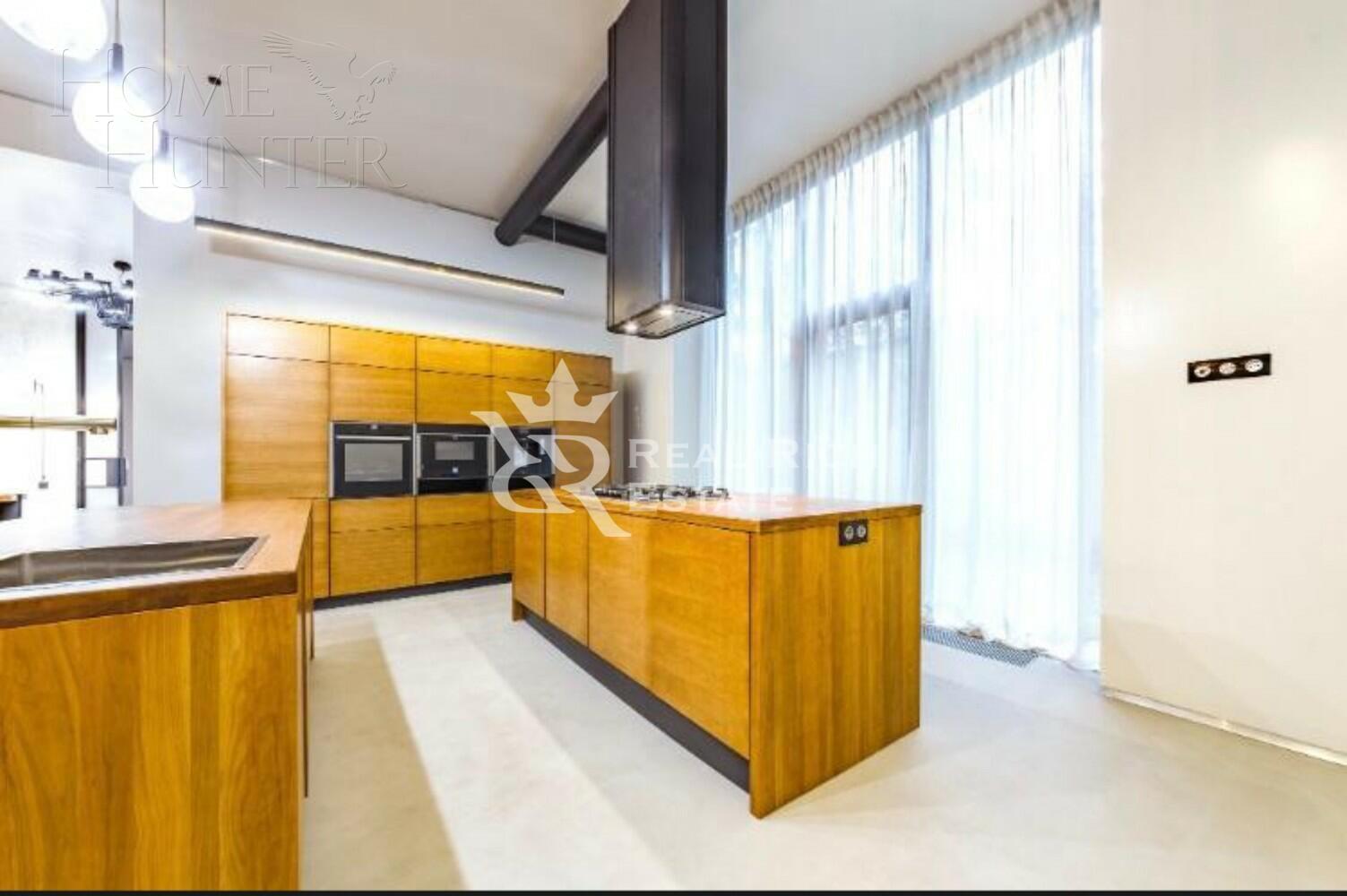 2-этажный коттедж 680 м² с отделкой