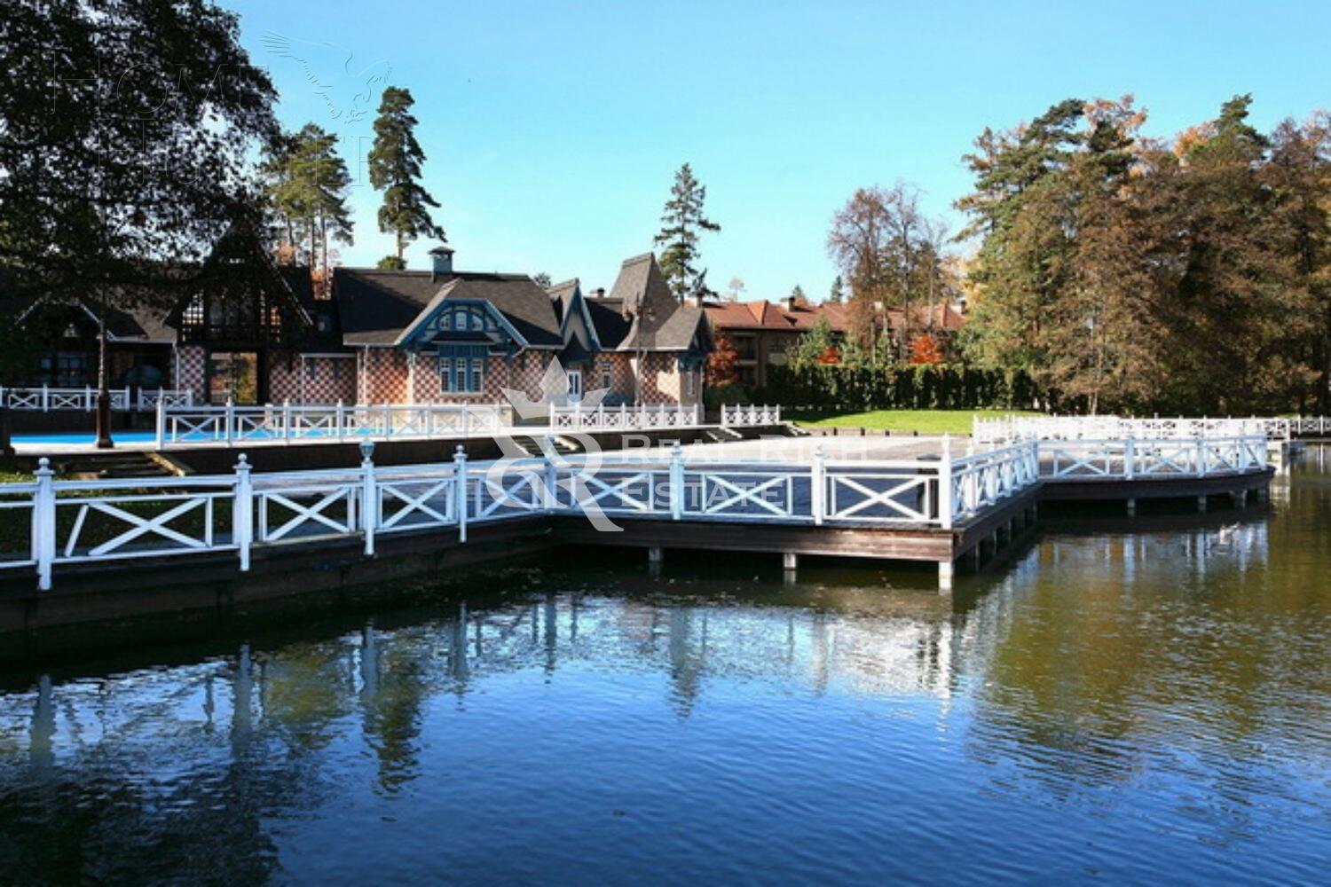 2-этажный коттедж 355 м² с отделкой