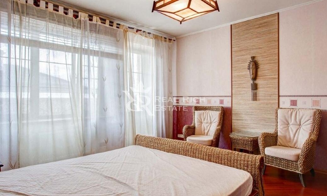 2-этажный коттедж 700 м² с отделкой