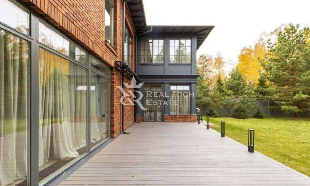 2-этажный коттедж 450 м² без отделки