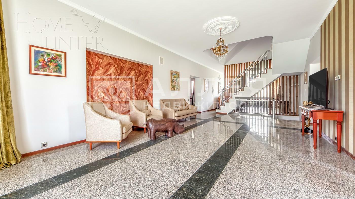 2-этажный коттедж 750 м² с отделкой