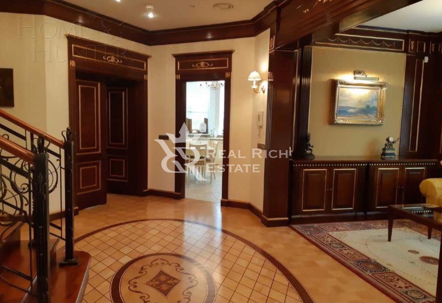 2-этажный коттедж 450 м² с отделкой