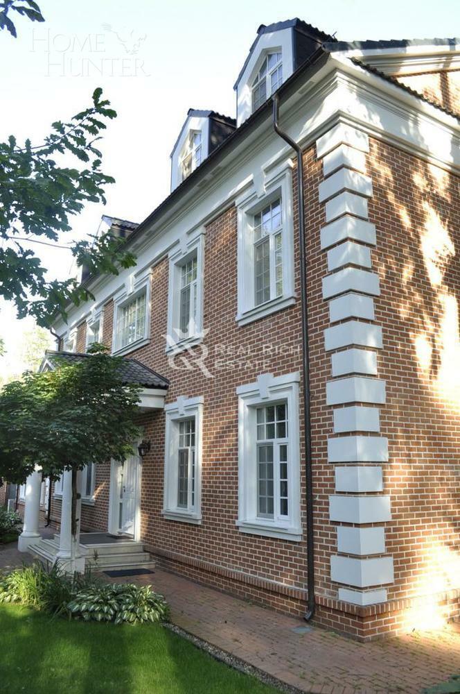 2-этажный коттедж 500 м² с отделкой