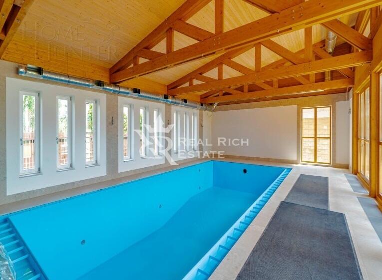 2-этажный коттедж 470 м² с отделкой