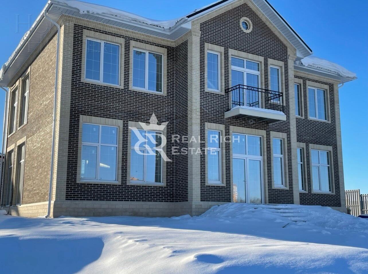 2-этажный коттедж 310 м² с отделкой