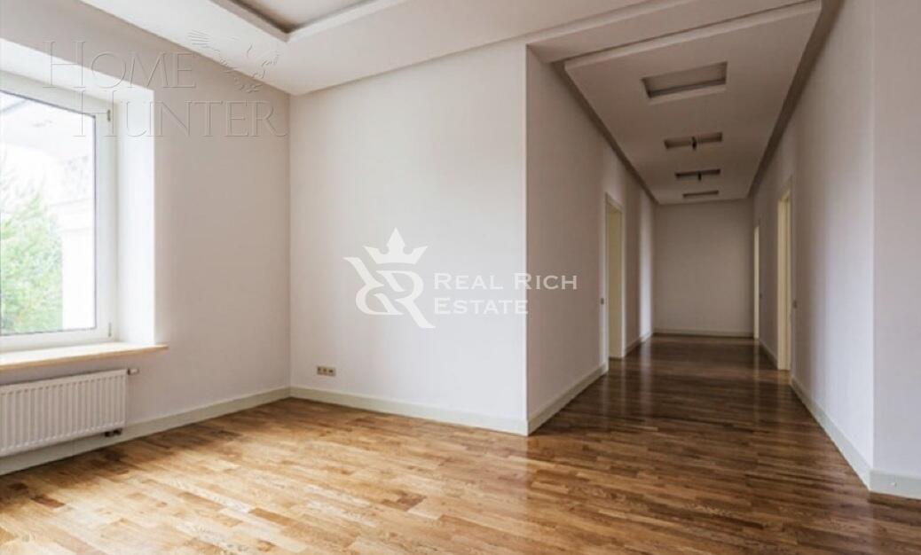 2-этажный коттедж 1 008 м² с отделкой