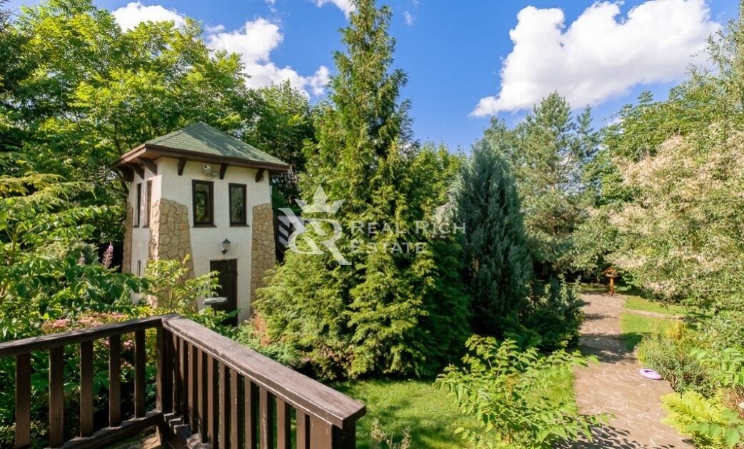 2-этажный коттедж 500 м² с отделкой