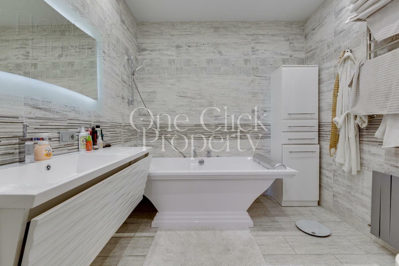 3-КОМН. КВАРТИРА С ОТДЕЛКОЙ 136.7 М² НА 15 ЭТАЖЕ