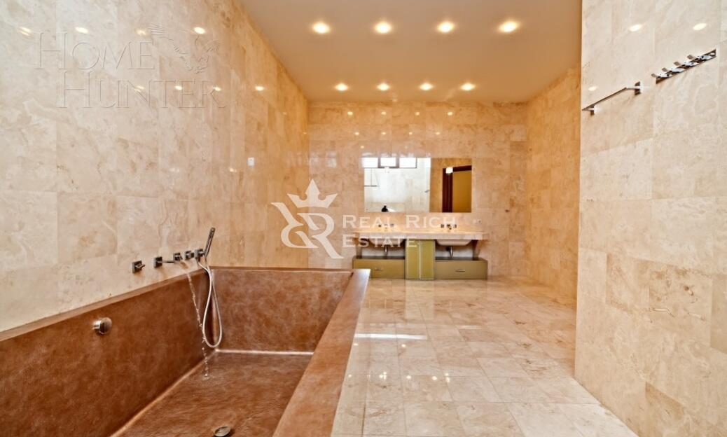 1-этажный коттедж 800 м² с отделкой