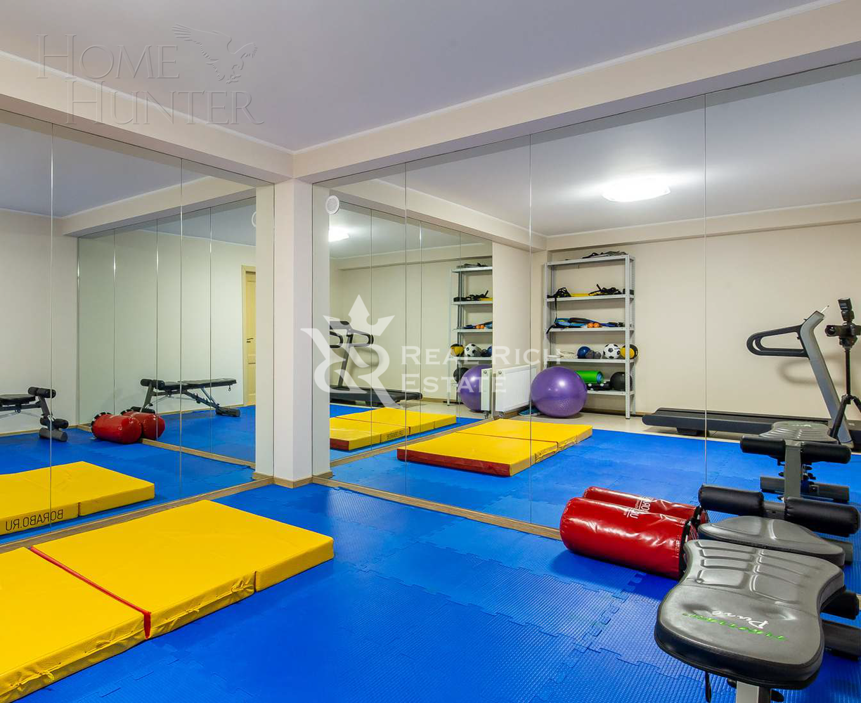 2-этажный коттедж 625 м² с отделкой