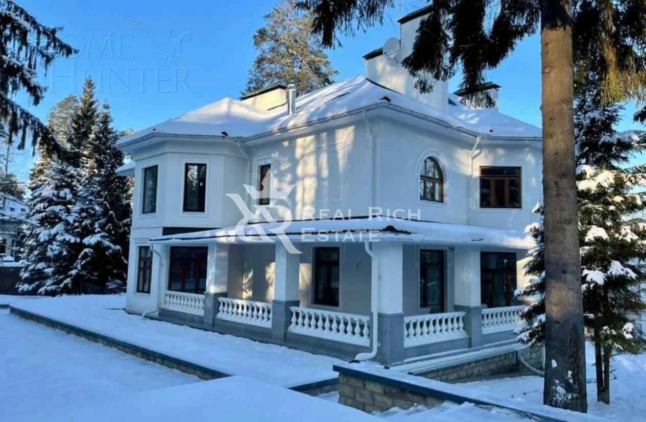 2-этажный коттедж 1 540 м² с отделкой