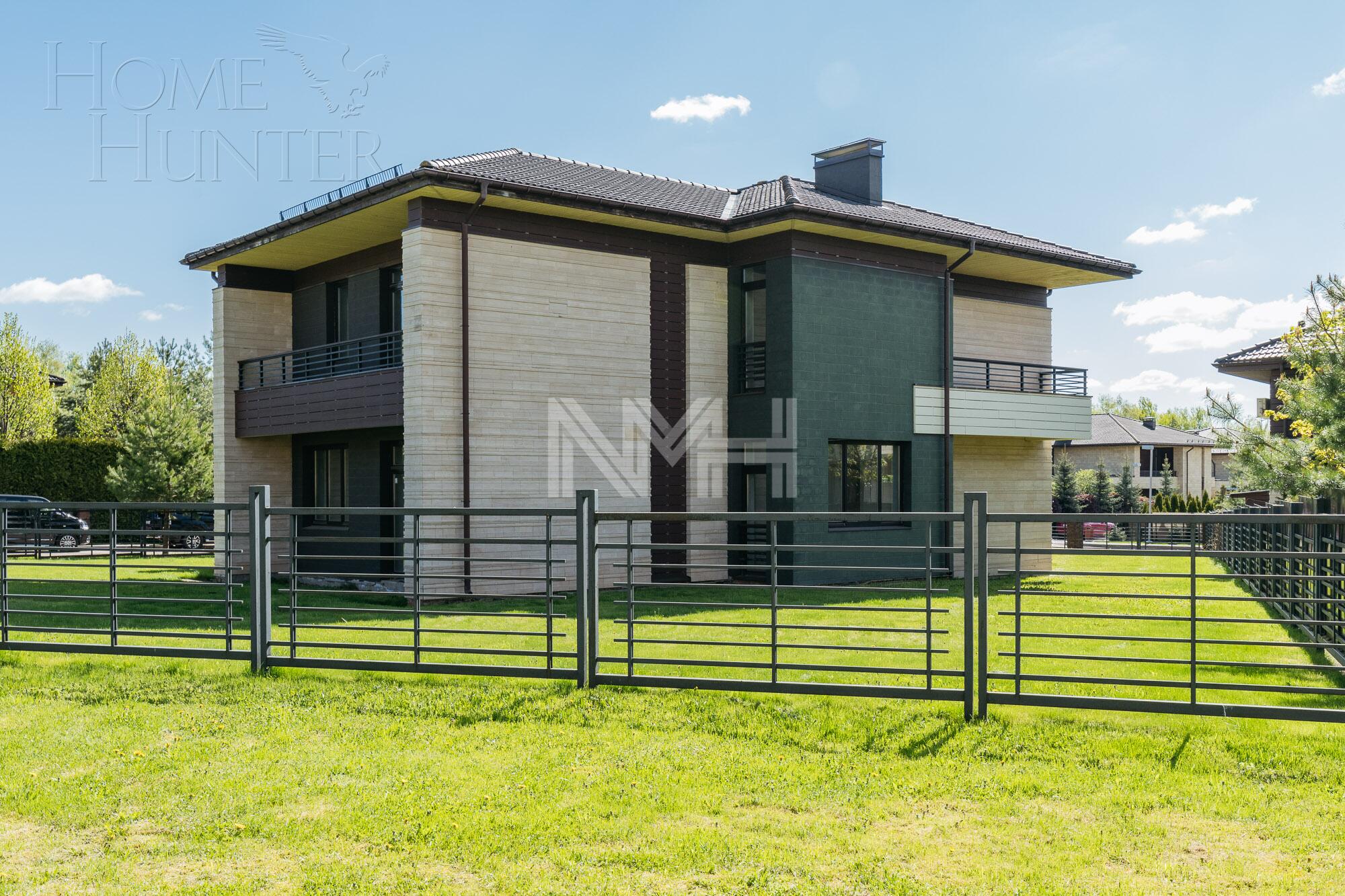 2-этажный коттедж 296 м² без отделки