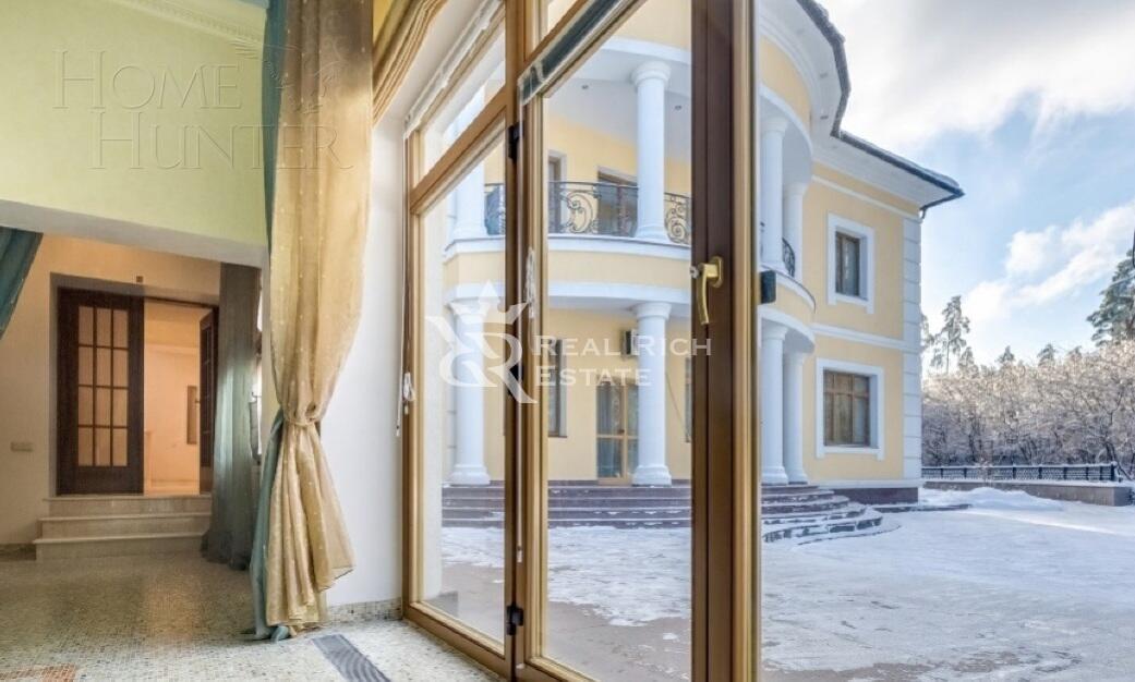 2-этажный коттедж 1 050 м² с отделкой