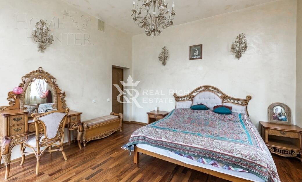 2-этажный коттедж 920 м² с отделкой