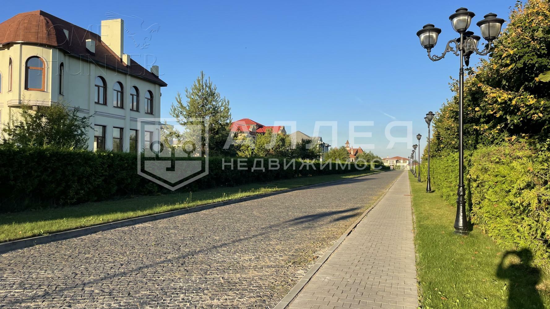 2-этажный коттедж 370 м² без отделки