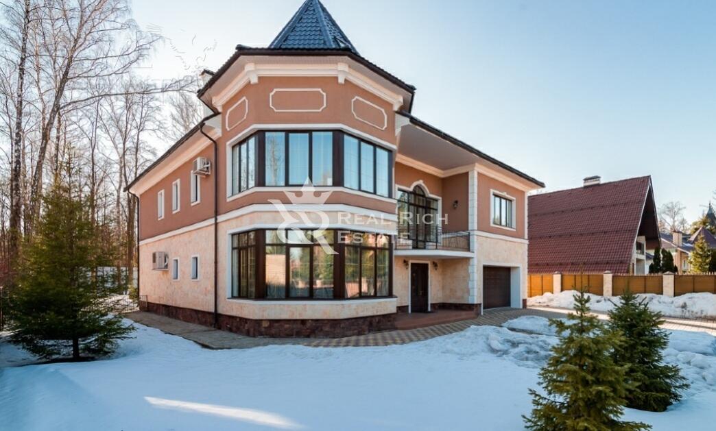 2-этажный коттедж 732 м² с отделкой