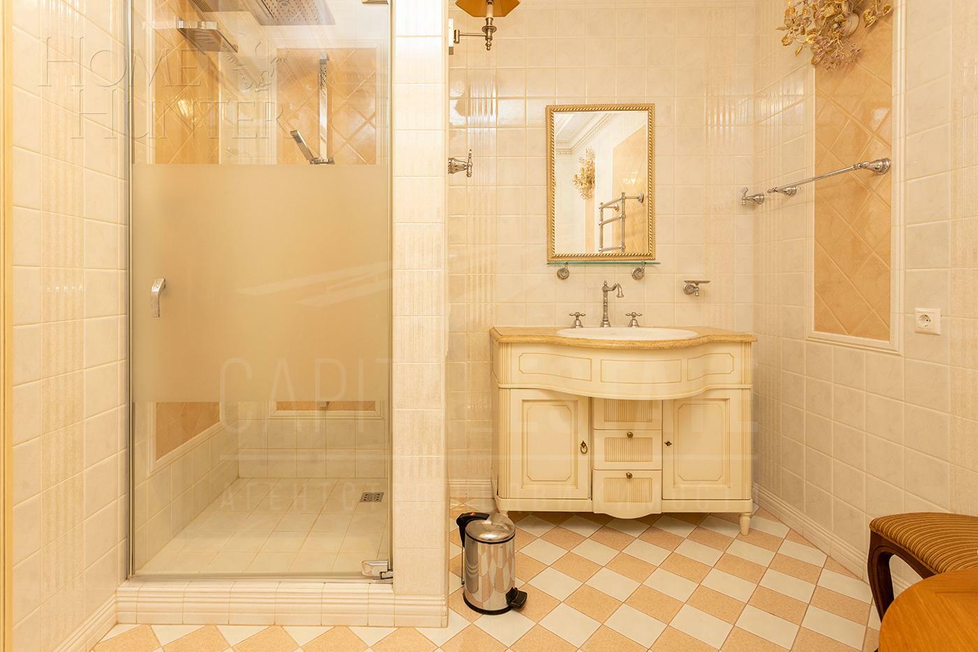 5-КОМН. КВАРТИРА С ОТДЕЛКОЙ 256 М² НА 8 ЭТАЖЕ