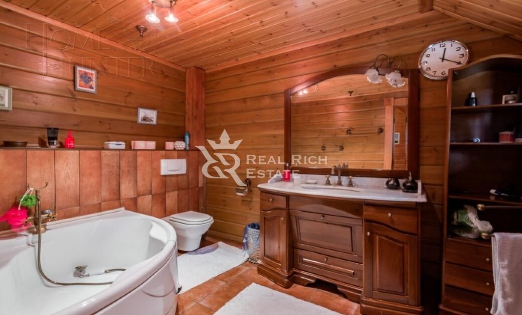 2-этажный коттедж 300 м² с отделкой