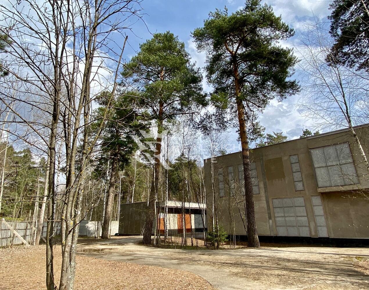 2-этажный коттедж 1 926 м² без отделки