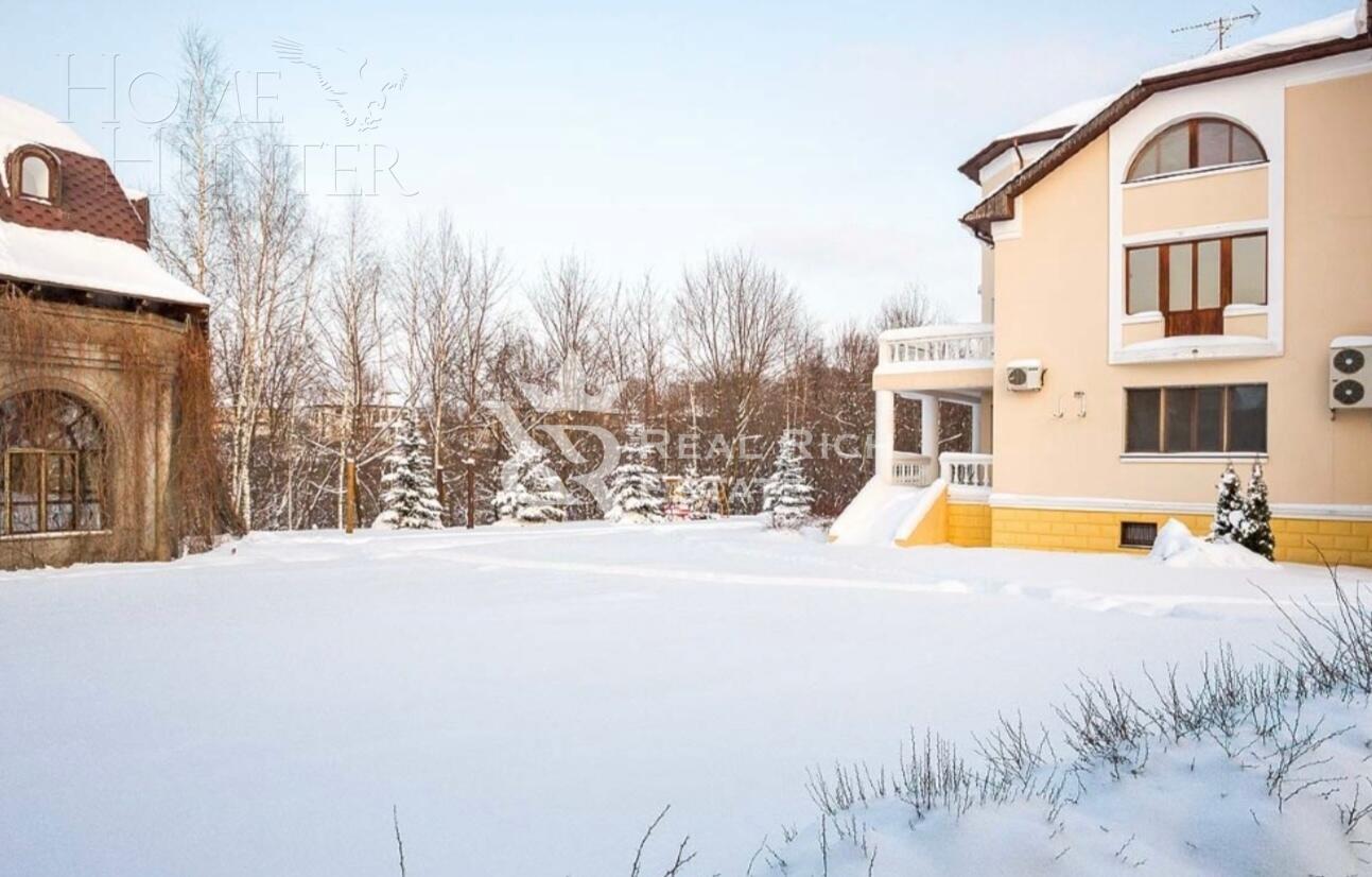 2-этажный коттедж 1 350 м² с отделкой