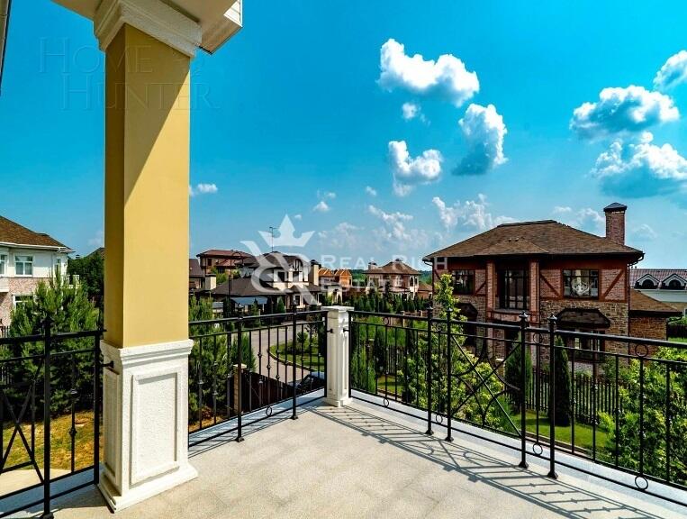 2-этажный коттедж 470 м² с отделкой