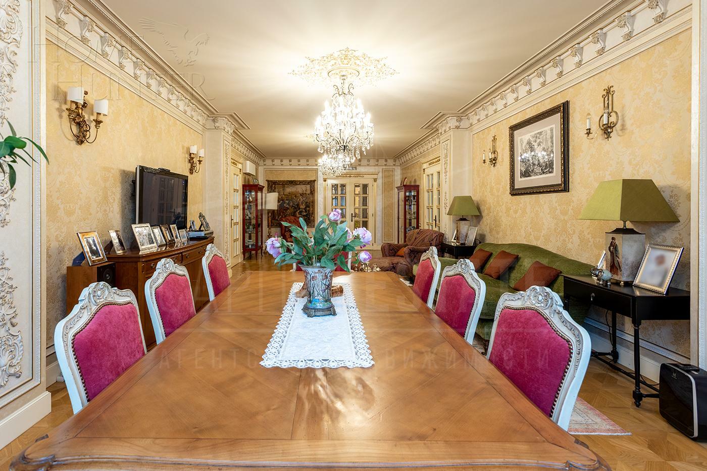 5-КОМН. КВАРТИРА С ОТДЕЛКОЙ 256 М² НА 8 ЭТАЖЕ