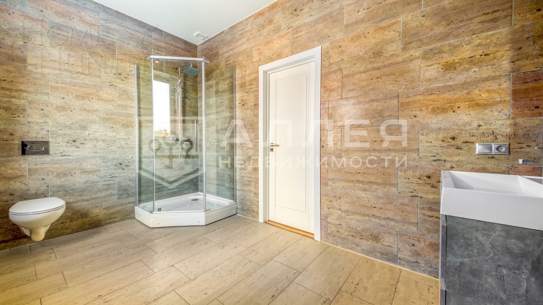 3-этажный коттедж 372 м² с отделкой