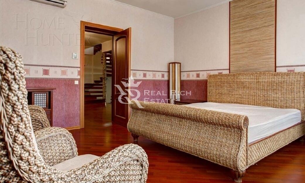 2-этажный коттедж 700 м² с отделкой