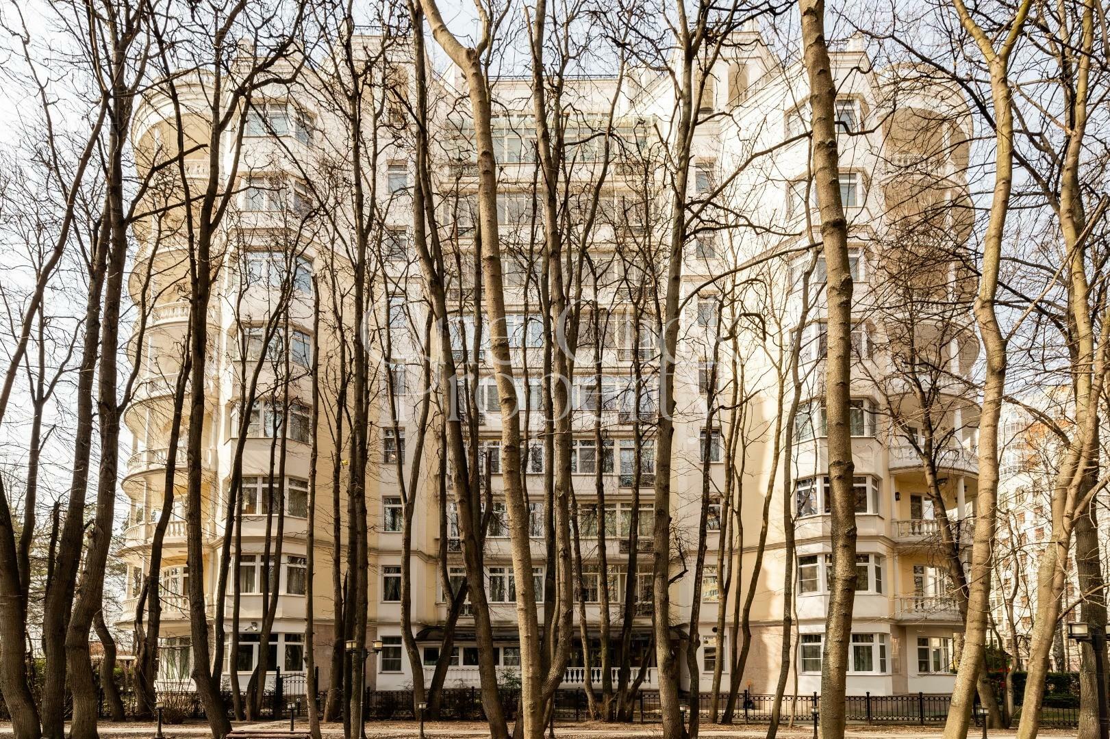 5-КОМН. КВАРТИРА БЕЗ ОТДЕЛКИ 360 М² НА 10 ЭТАЖЕ