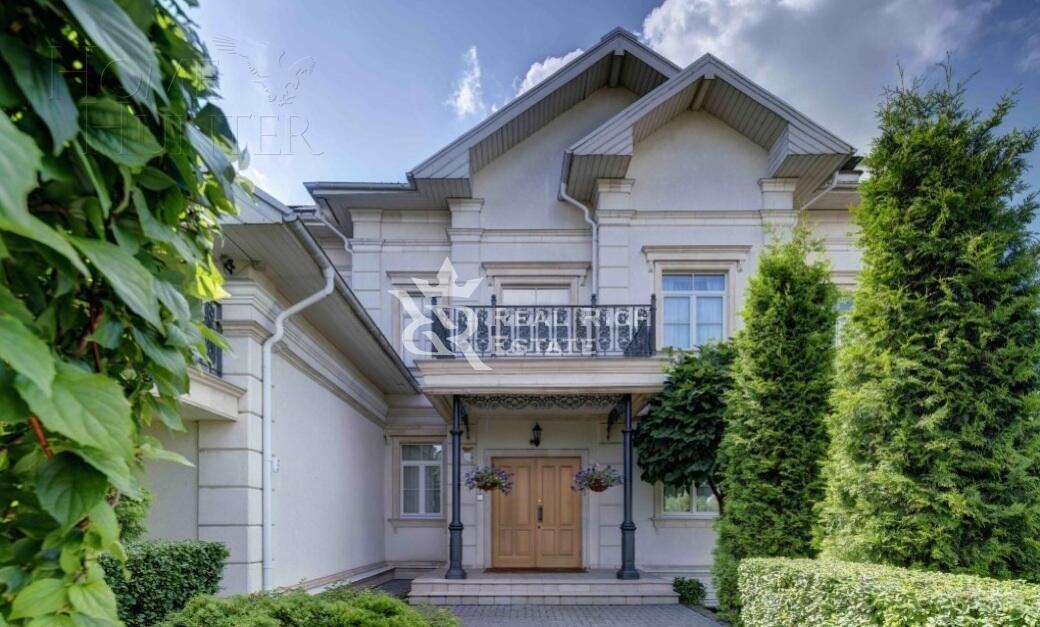 2-этажный коттедж 700 м² с отделкой