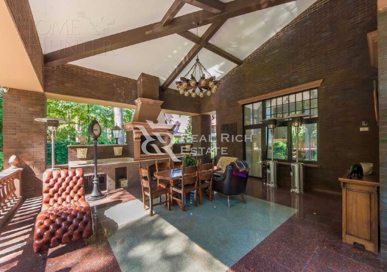 2-этажный коттедж 1 400 м² с отделкой