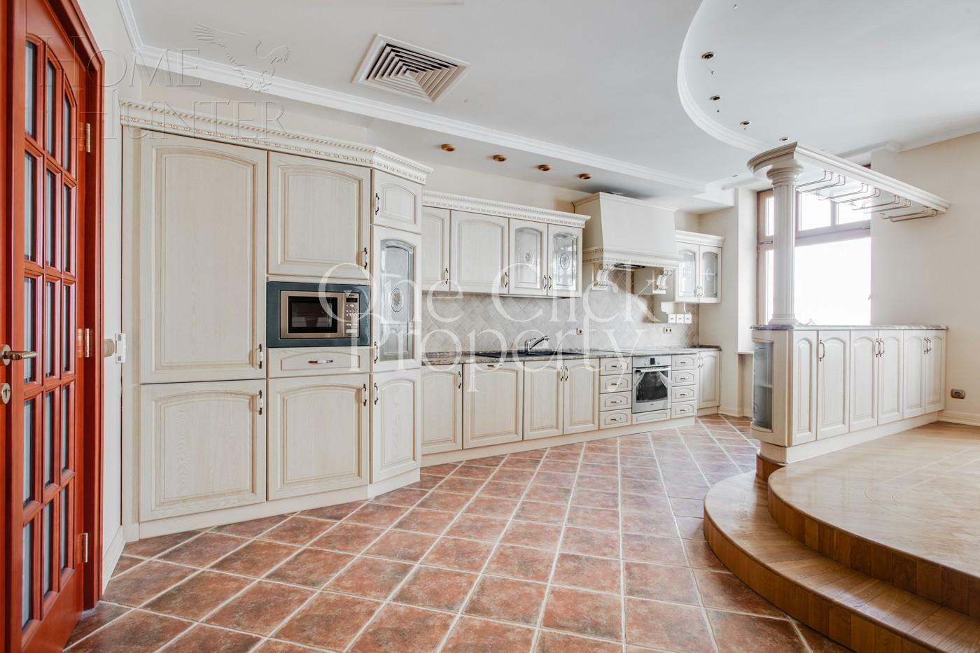 6-КОМН. КВАРТИРА С ОТДЕЛКОЙ 412 М² НА 4 ЭТАЖЕ