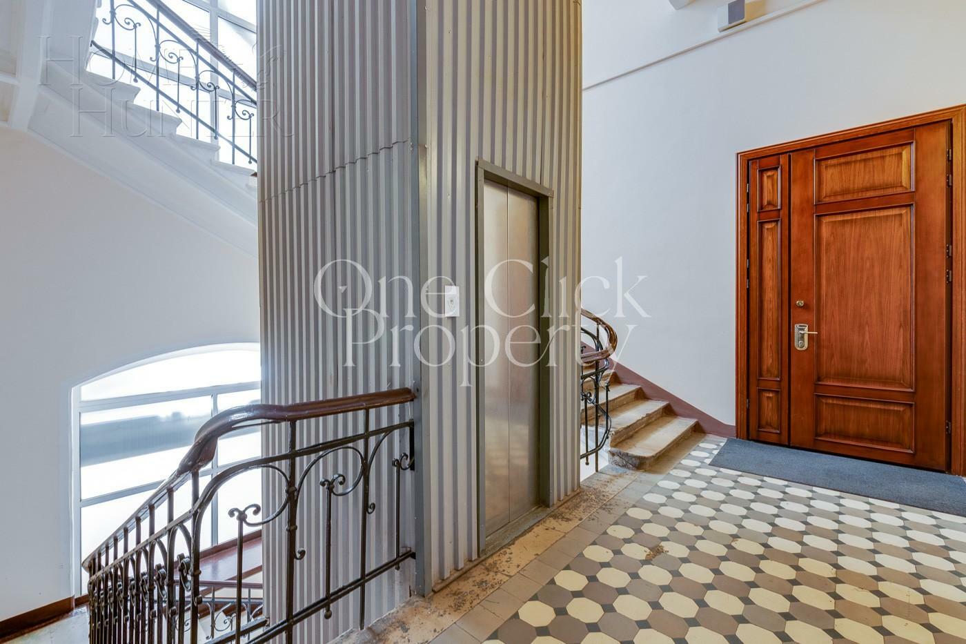 2-УРОВНЕВАЯ КВАРТИРА С ОТДЕЛКОЙ 318 М² НА 2 ЭТАЖЕ