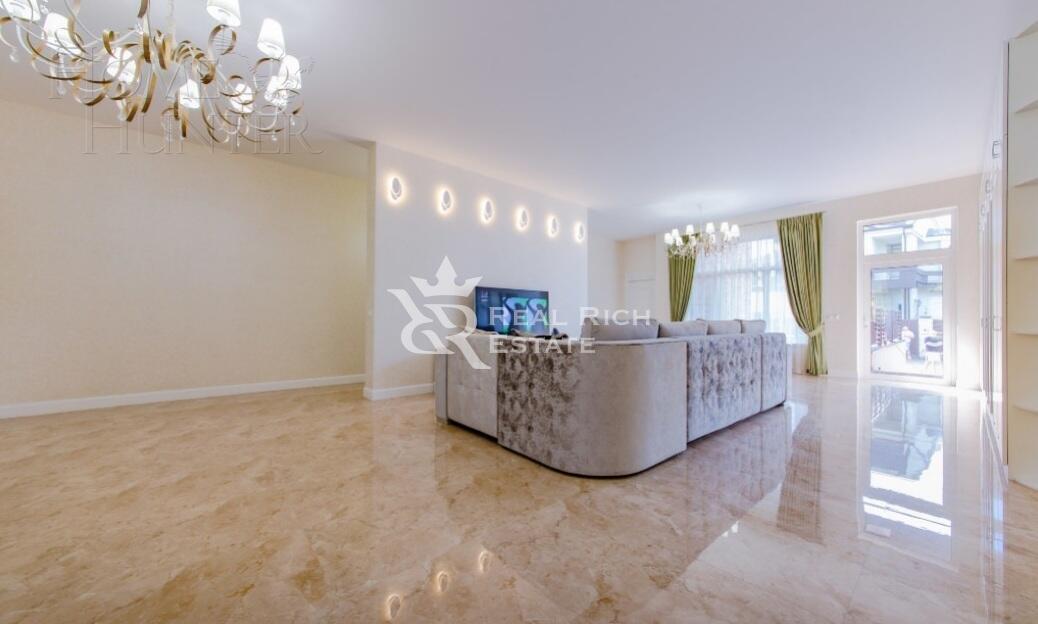 1-этажный коттедж 328 м² с отделкой