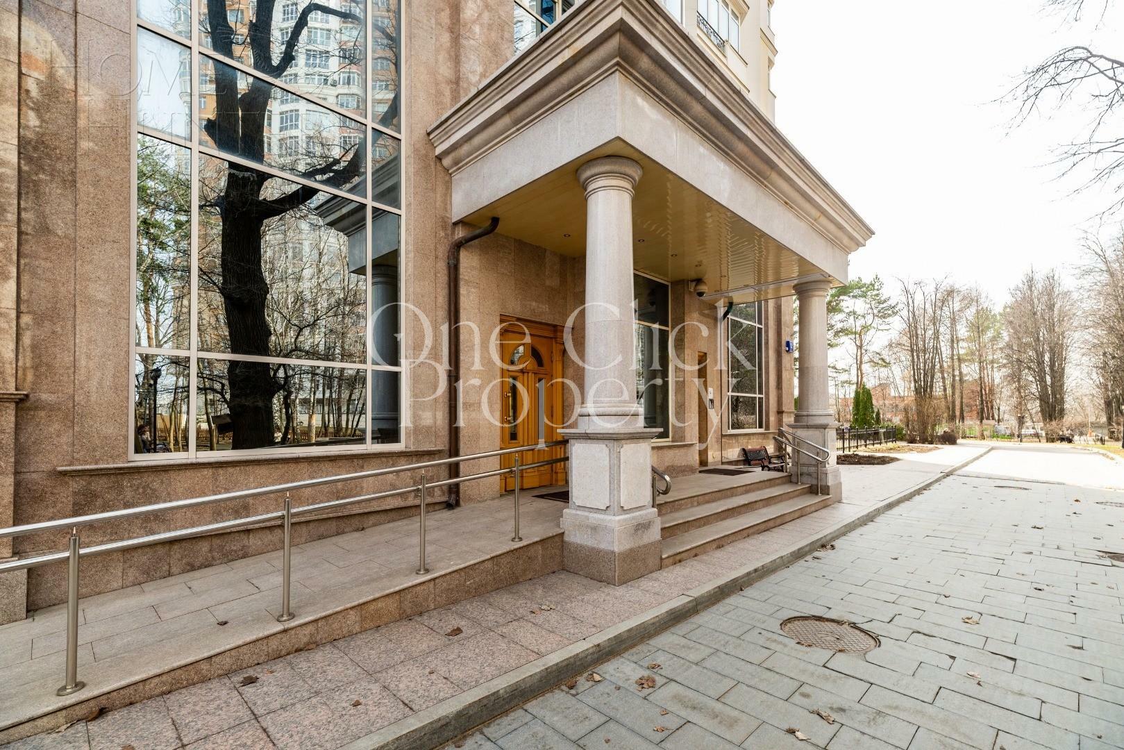 5-КОМН. КВАРТИРА БЕЗ ОТДЕЛКИ 360 М² НА 10 ЭТАЖЕ