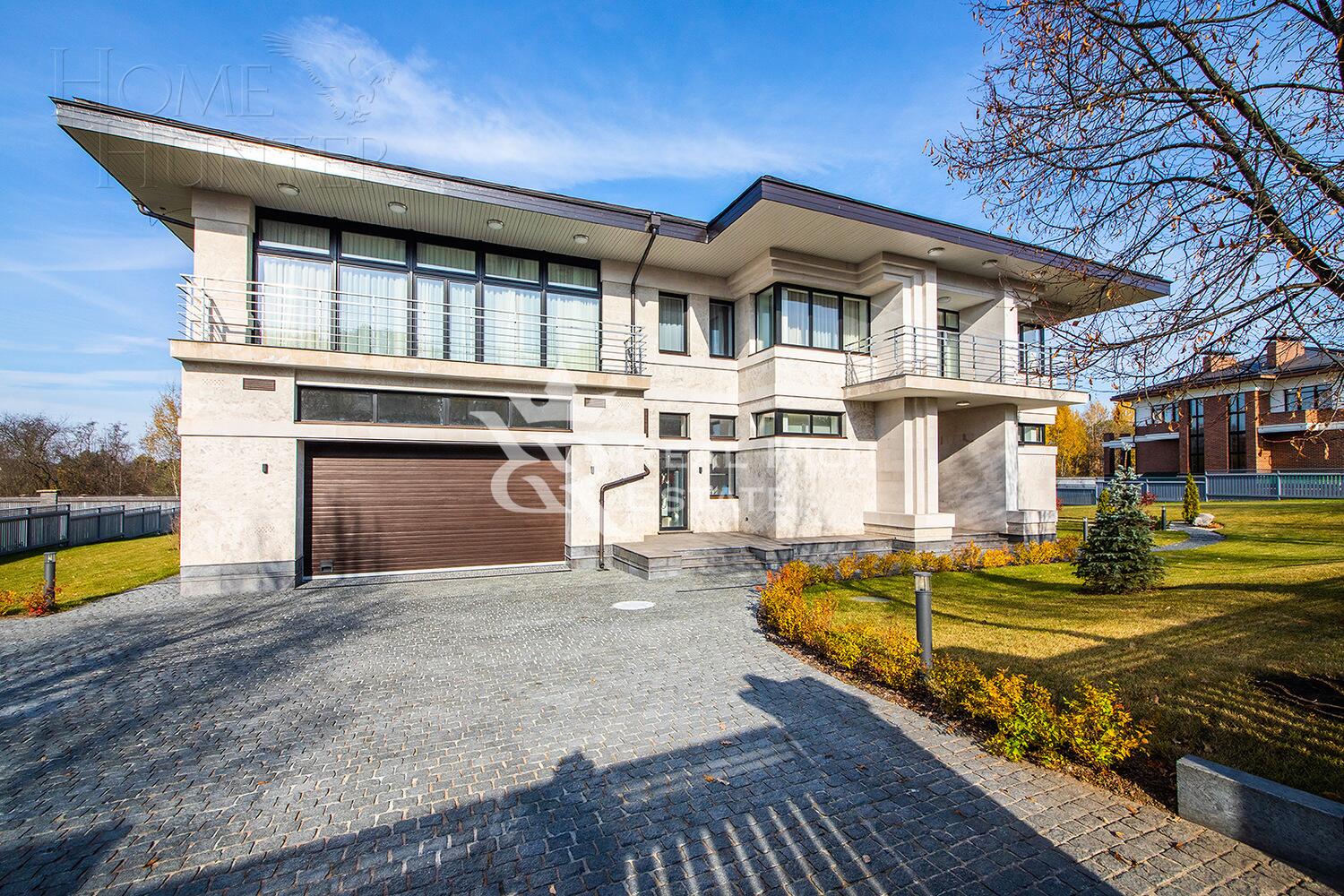 2-этажный коттедж 1 017.21 м² с отделкой