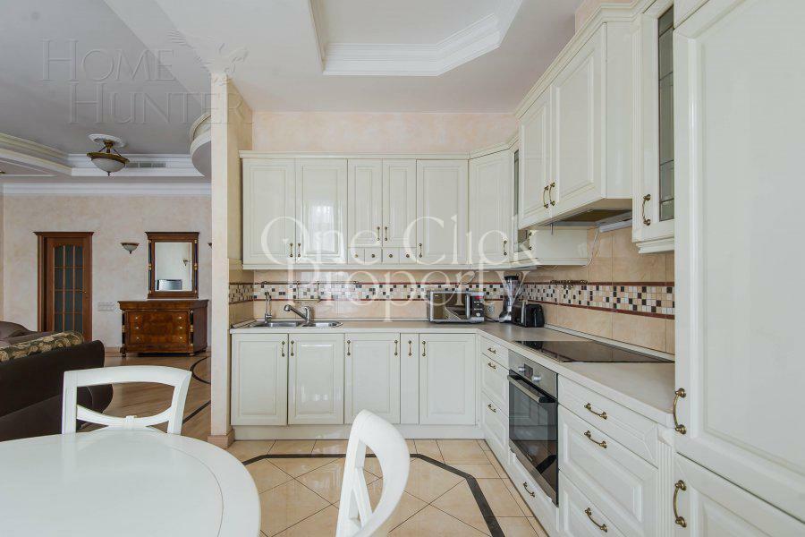 4-КОМН. КВАРТИРА С ОТДЕЛКОЙ 180 М² НА 2 ЭТАЖЕ