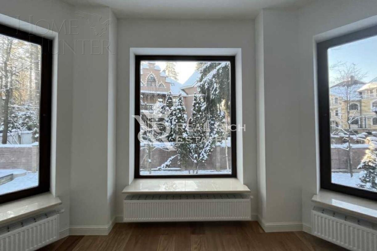 2-этажный коттедж 1 540 м² с отделкой