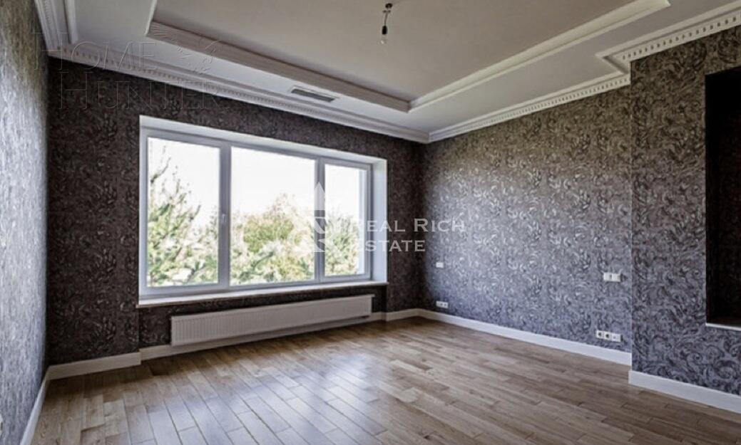 2-этажный таунхаус 338 м² с отделкой