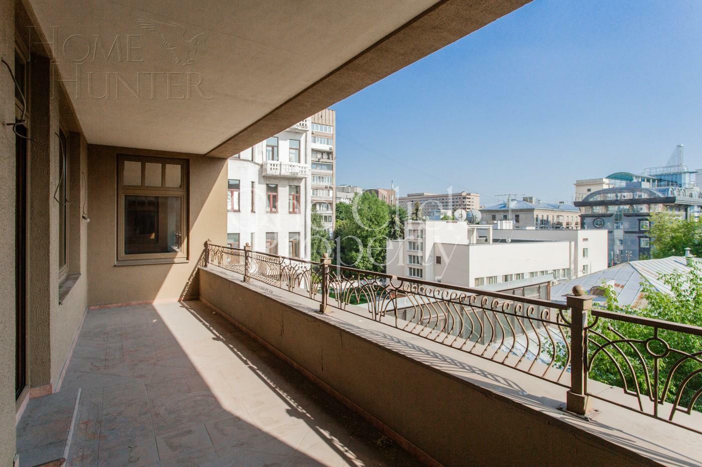 6-КОМН. КВАРТИРА С ОТДЕЛКОЙ 412 М² НА 4 ЭТАЖЕ