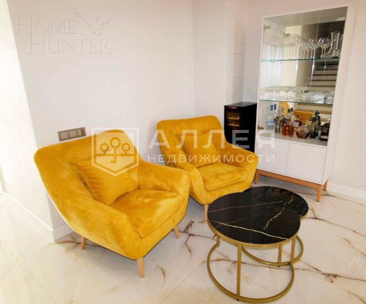 3-этажный таунхаус 320 м² с отделкой