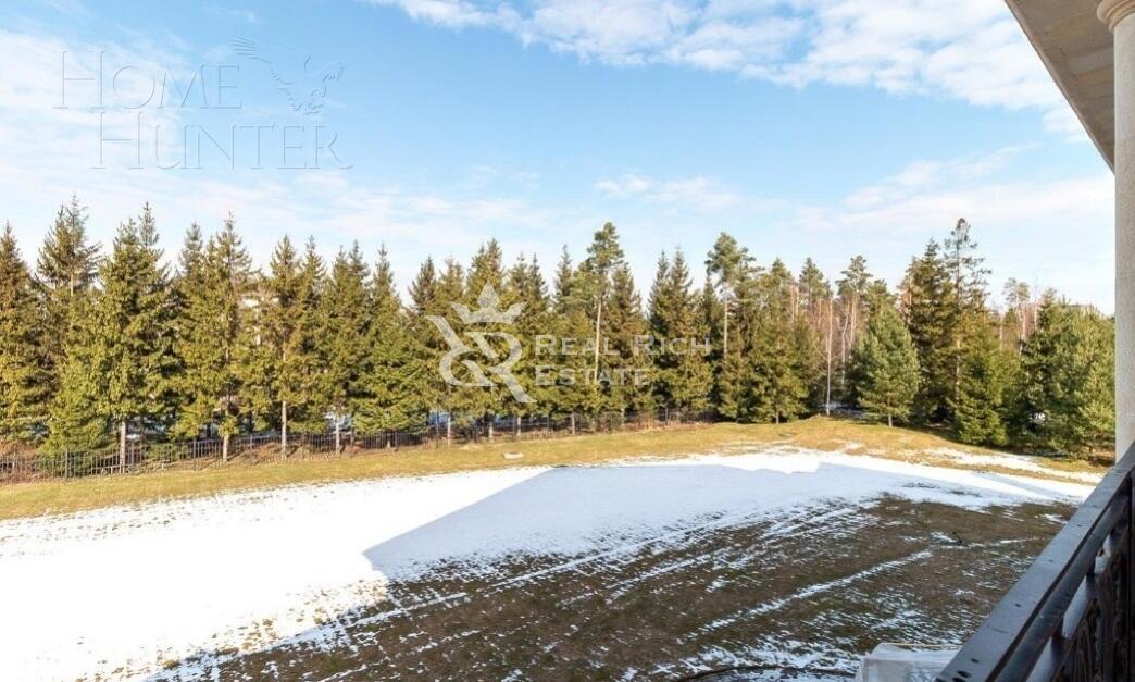 2-этажный коттедж 2 800 м² без отделки