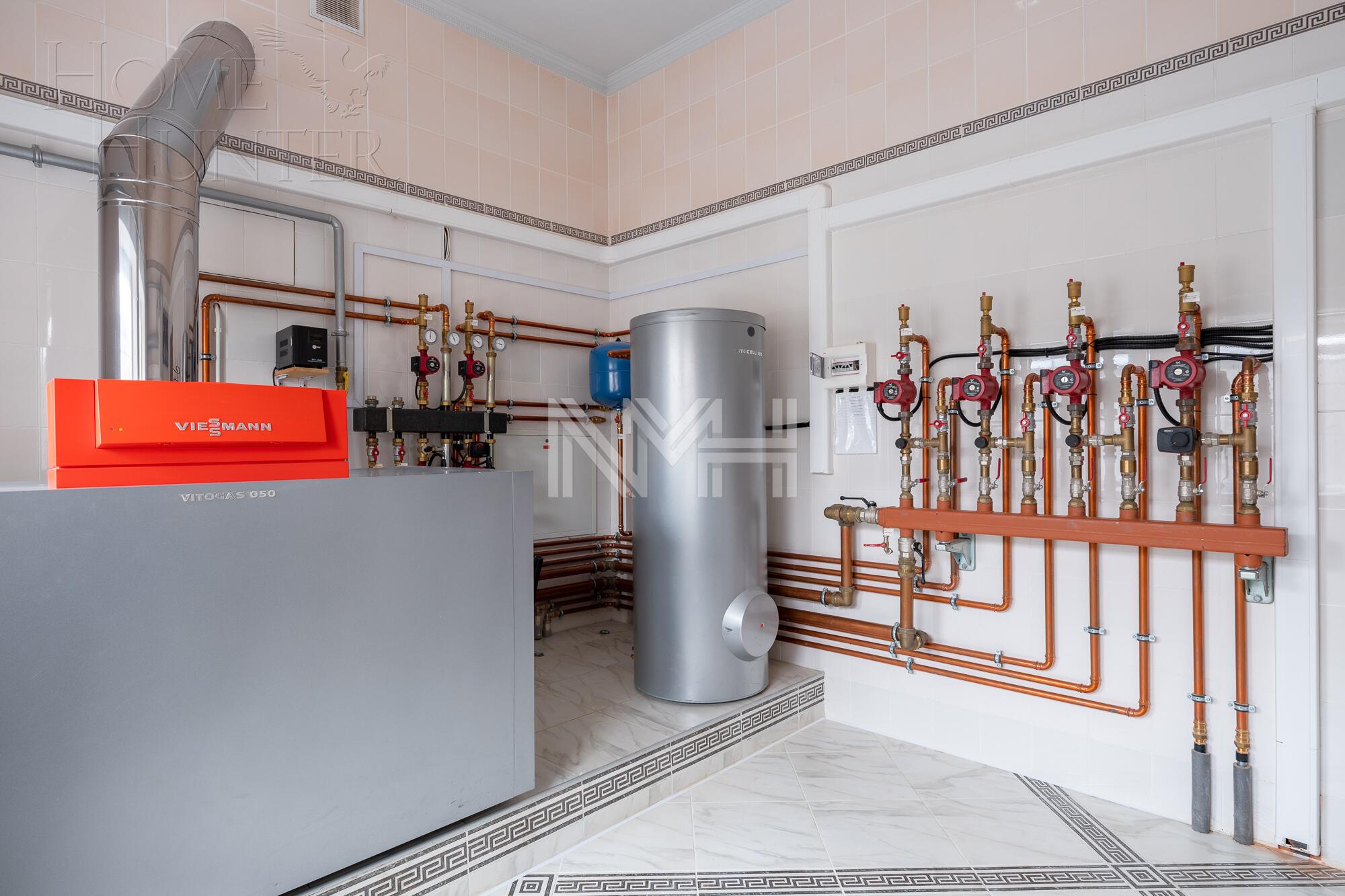 3-этажный коттедж 1 162 м² с отделкой