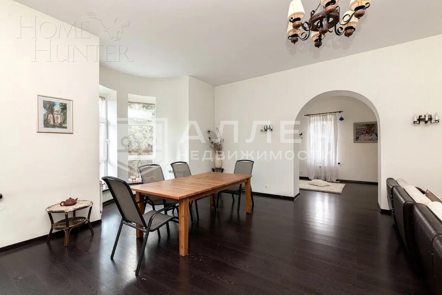 2-этажный коттедж 850 м² с отделкой