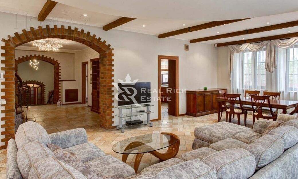 2-этажный коттедж 700 м² с отделкой